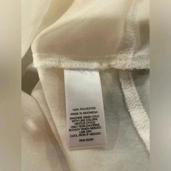 Express Sheer Ivory 3/4 Sleeve Pearl Button Collarless Popover Shirt Size XS - Picture 9 of 10